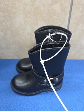 New Kids Cat & Jack  Black Leather-Look Mid-Calf Dingo Boots.  New No Tag